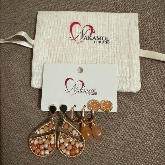 Nakamol Jewelry - Nakamol Chicago Handmade beaded 3 Pairs of earrings! Gold tone New with Pouch